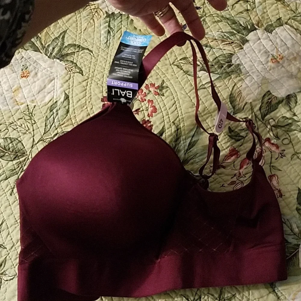 Bali Support Bra Size 42D - Picture 7 of 9